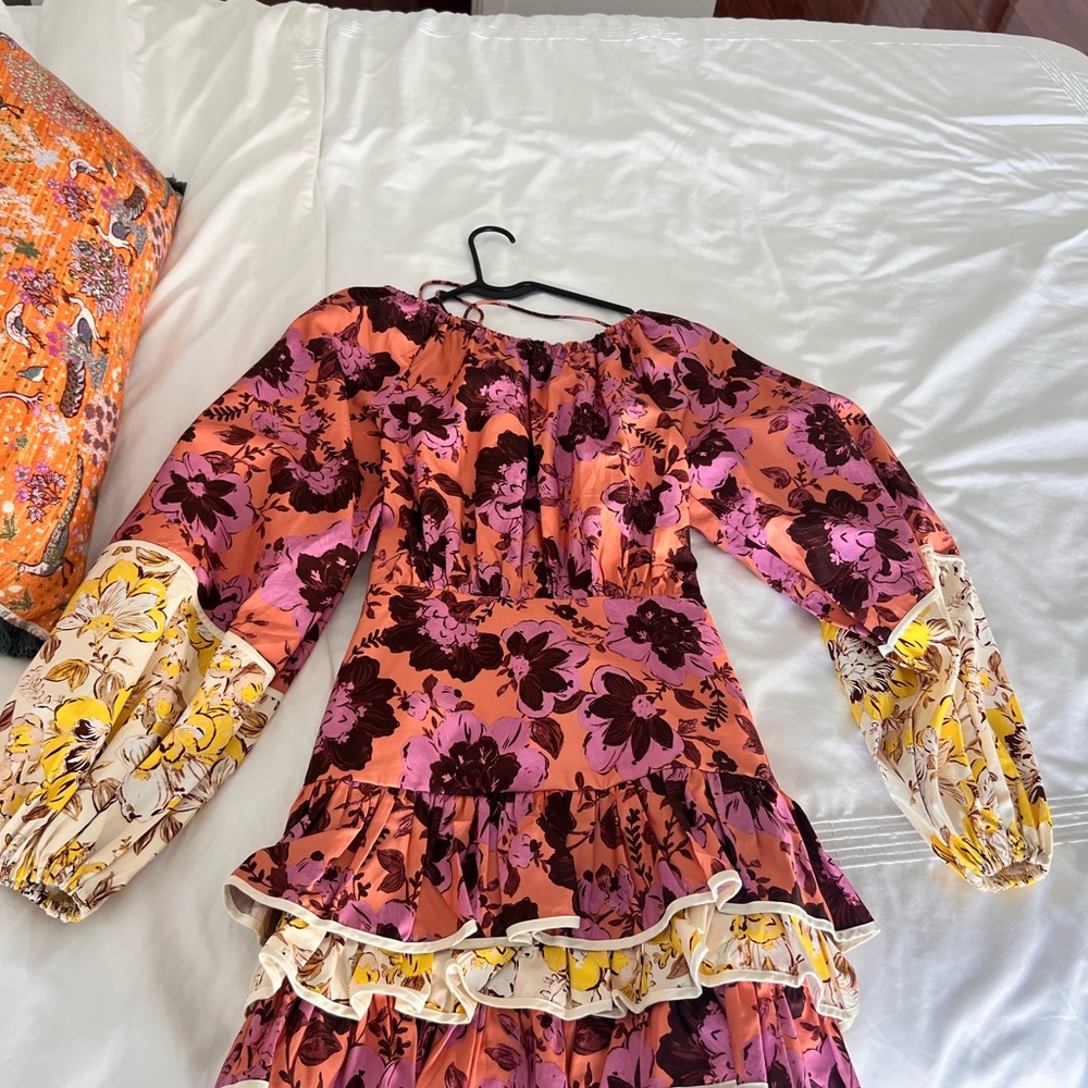 Significant Other Long Sleeve Mini Dress with Open Back - Picture 5 of 8